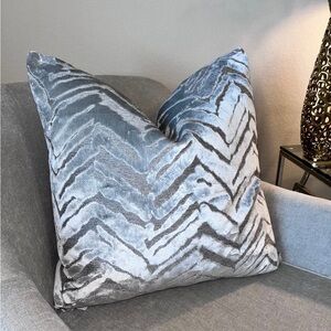 1-NWT CALDEIRA DECORATIVE PILLOWS MADE
IN UK